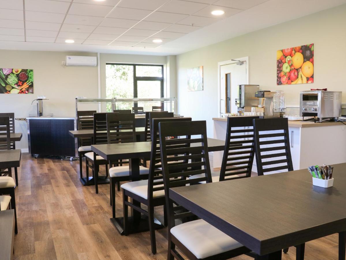 Flat 32 - Marine Court Vakantiehuis *