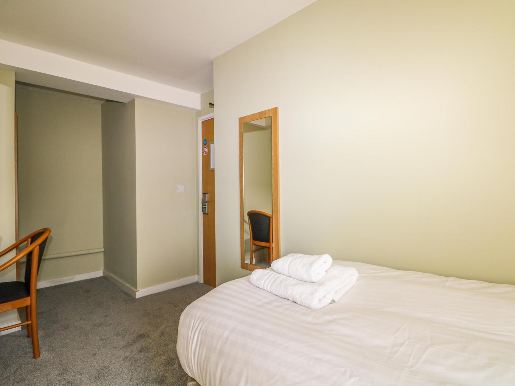 Flat 32 - Marine Court Vakantiehuis *